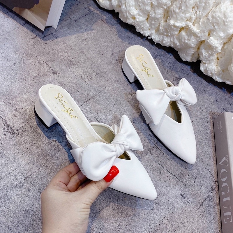 SỤC NƠ GÓT VUÔNG XINH
