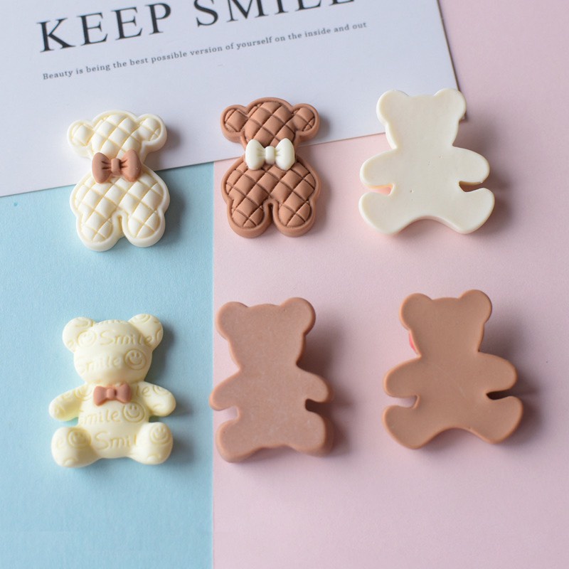 Charm (C277) slime/ Dụng Cụ Charm Trang Trí [Ko Keo &amp; Nút] Hình Gấu Màu Kem &amp; Socola (2.2x2.7cm)