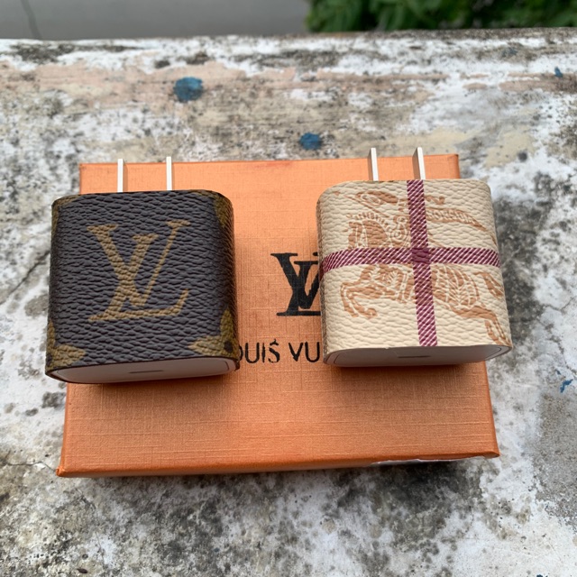 Củ sạc nhanh 18W Apple