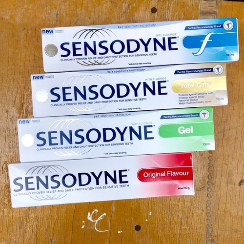Kem đánh răng Sensodyne Cool Mint hương bạc hà the mát 100gr
