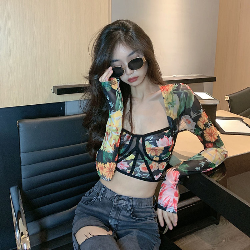 Áo Kiểu Dài Tay Cổ Vuông Họa Tiết Hoa Xinh Xắn Thời Trang