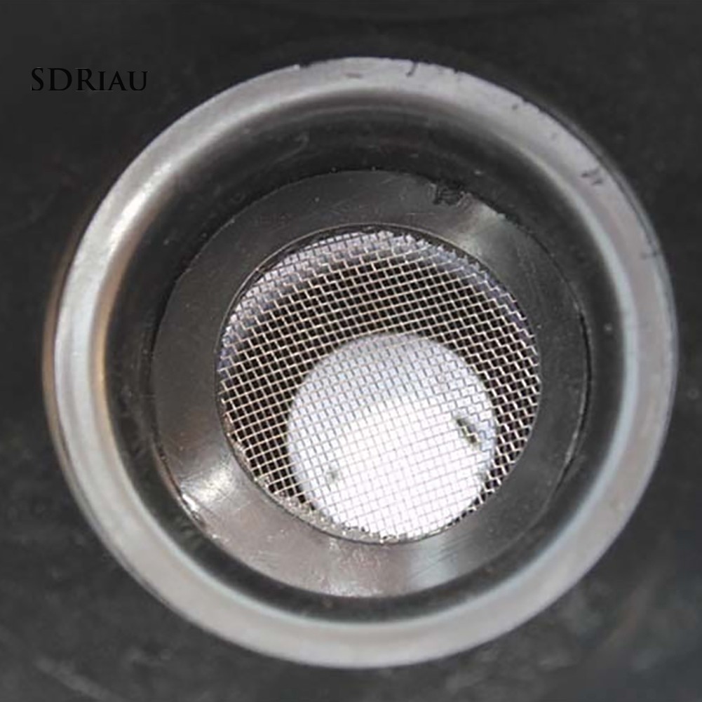 Phễu rót nhiên liệu xe hơi nhanh gọn tiện dụng