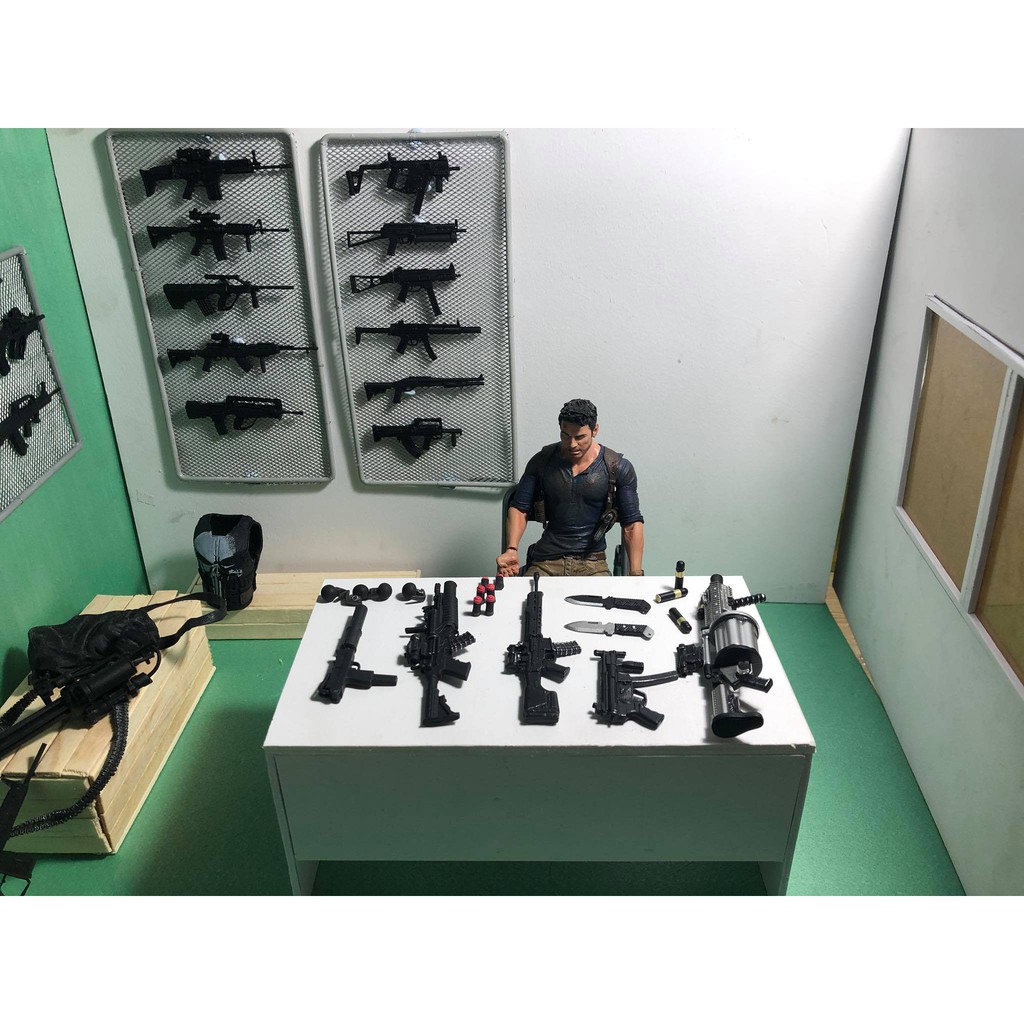 mô hình phụ kiện Mezco 1 12