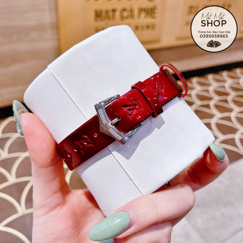 Đồng hồ nữ LOUIS VUITTON XOAY ĐỒNG TRỤC quý phái cho giới nữ