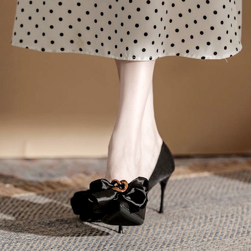 Giày cao gót mũi nhọn thời trang thu đông quyến rũ năm 2022 cho nữ