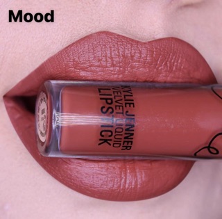 Son lẻ Kylie