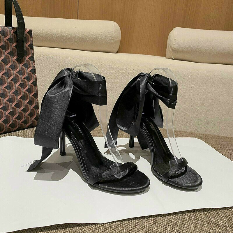 Sandal cao gót nơ 9p siêu xinh mẫu mã đẹp lên chân cực xinh ạ - Chị Chảnh Store