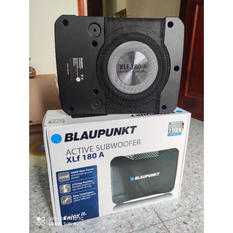 loa sub gầm ghế BLAUPUNKT XLF 180A