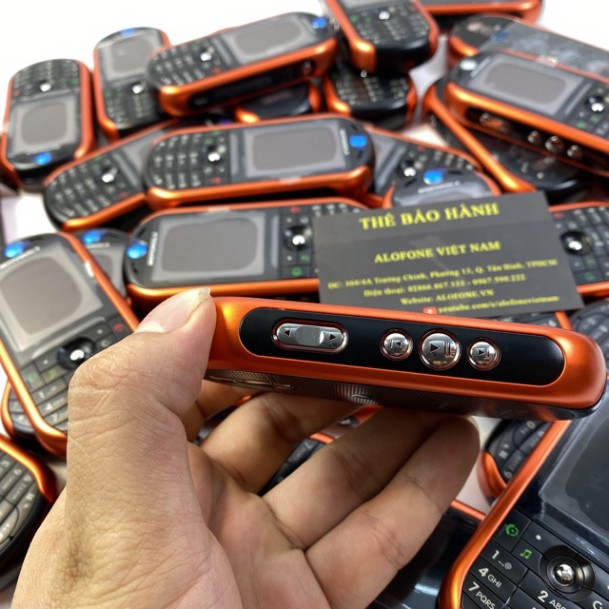 Điện thoại motorola Rock E2 Mới Nguyên Hộp Có Tiếng Việt Loa To | BigBuy360 - bigbuy360.vn