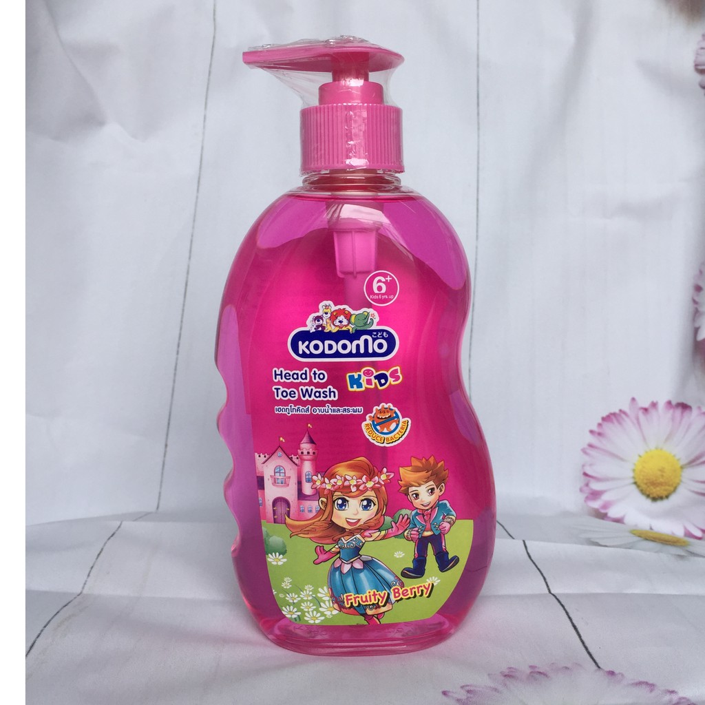 Dầu tắm gội trẻ em Kodomo Fruity Berry - 400ml