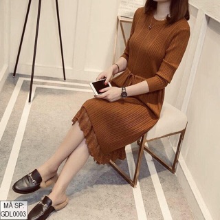 Váy len  phối chân ren dây rút eo