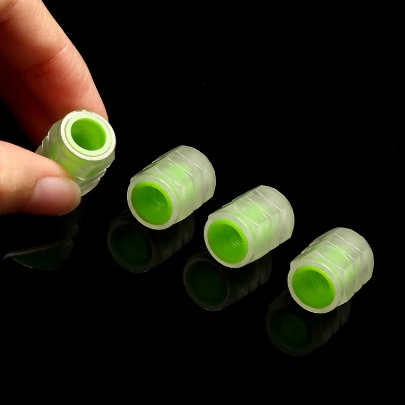 1 / 4 Vỏ Bọc Van Xe Hơi / Xe Máy Tự Phát Quang Chống Bụi Tiện Dụng