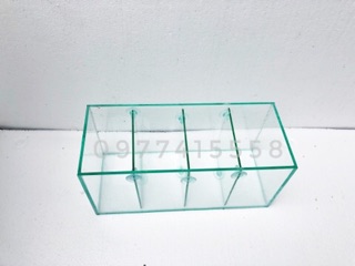 Bể cá 4 ngăn ( vách ngăn có thể tháo rời)