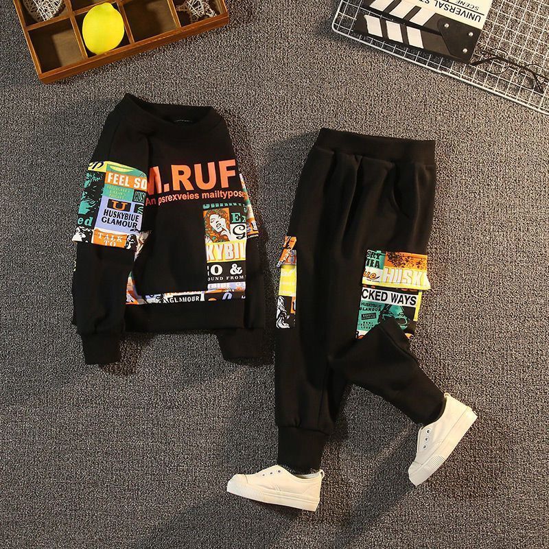 Bộ quần áo dài tay dáng rộng in chữ thời trang 2021 cho bé