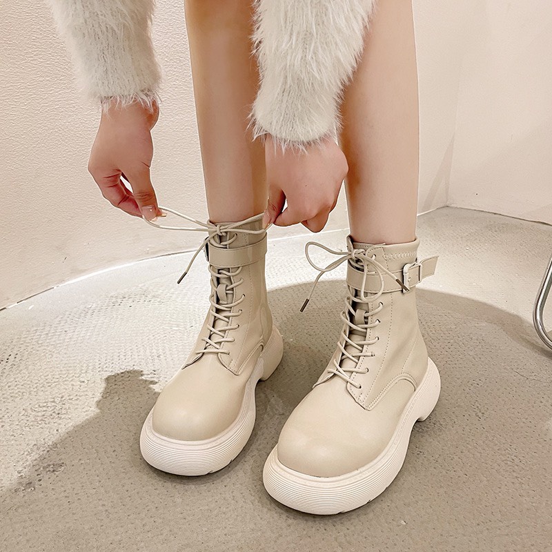 Giày nữ,Bốt nữ đế bánh mì khuy vuông khóa sau siêu đep | BigBuy360 - bigbuy360.vn