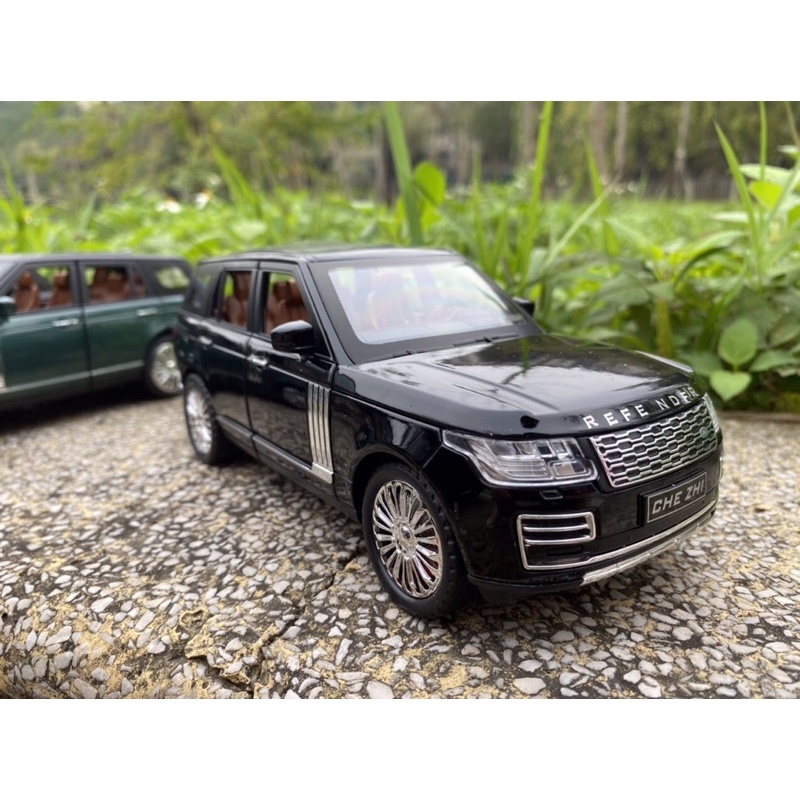 Xe mô hình ô tô hạng sang Range Rover tỉ lệ 1/24 màu đen hãng Chezhi sản xuất