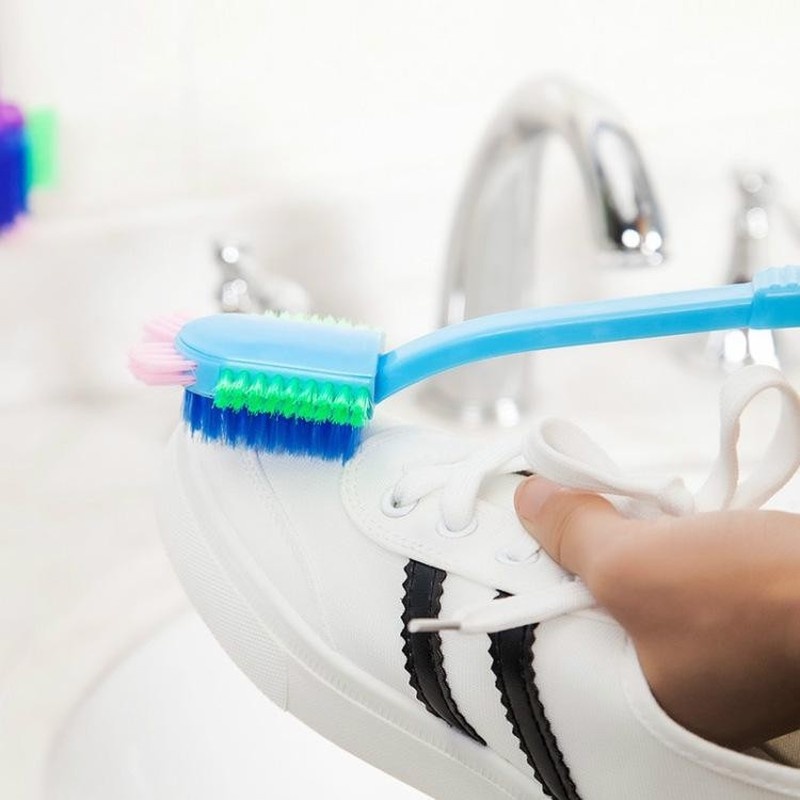 1 Bàn Chải Chà Giày Lông Mềm Cán Dài Đa Năng Sáng Tạo