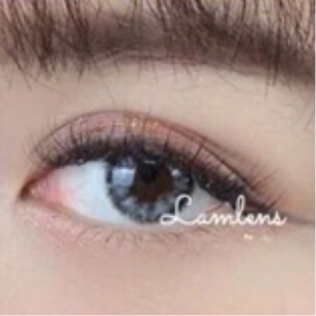 Sweety J Gray < Có cận >