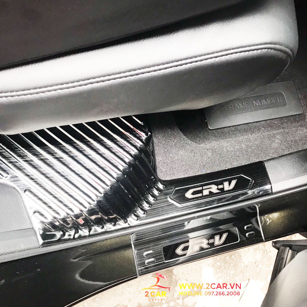 Ốp Bậc Cửa, Nẹp Bước Chân Trong Ngoài Xe Honda CRV 2018-2021, chất liệu Titan cao cấp