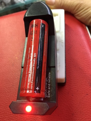 Sạc Pin 18650 Một Cổng Sạc