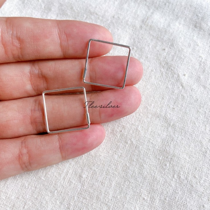 Khuyên tai bạc nữ TLEE hình khối chốt gài trendy TleeJewelry B0306