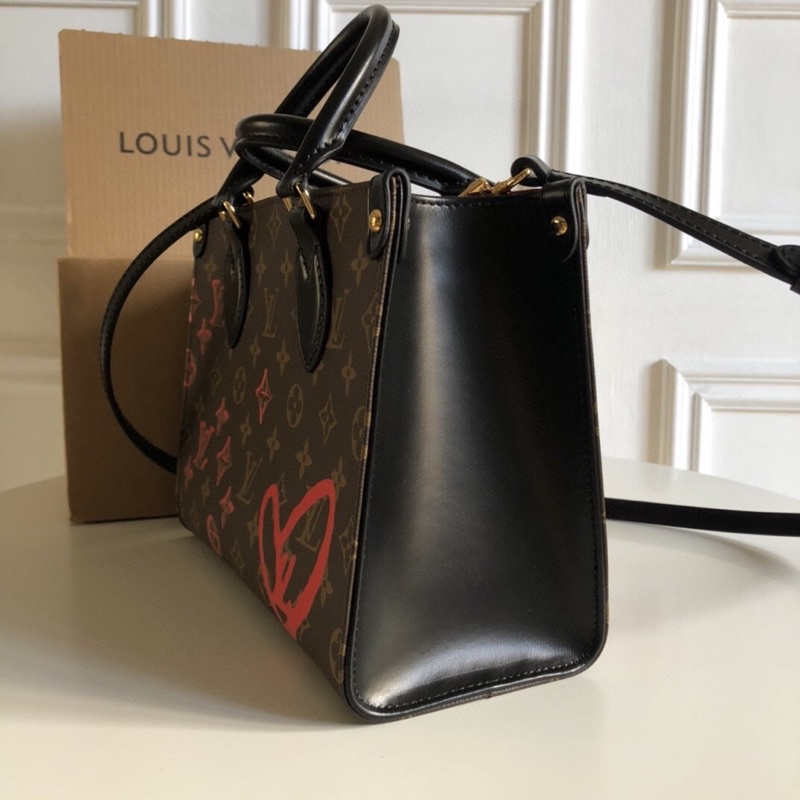 Túi xách/đeo chéo thương hiệu Louis Vuitton LV Fall In Love Onthego Mini Tote 2021 cao cấp hàng vip 1-1