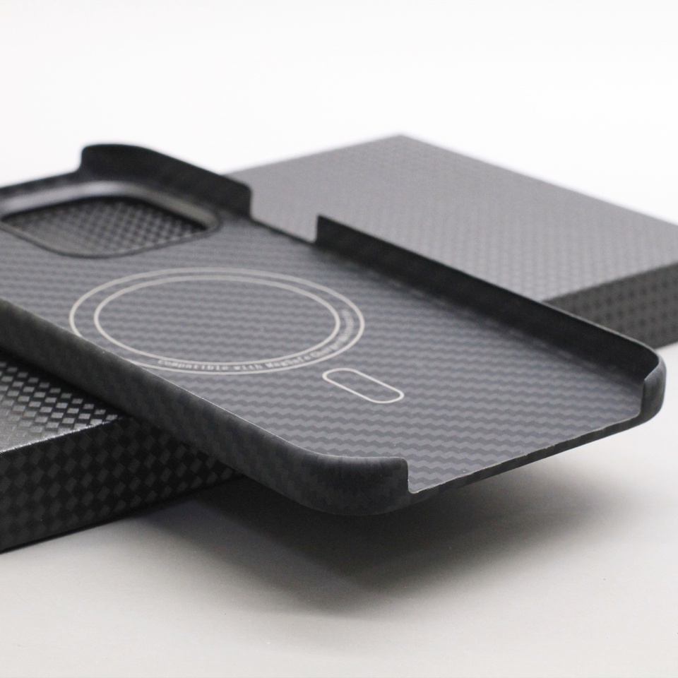 Ốp Điện Thoại Sợi Carbon Từ Tính Siêu Mỏng Cho iPhone 13 Pro Max i13 Mini