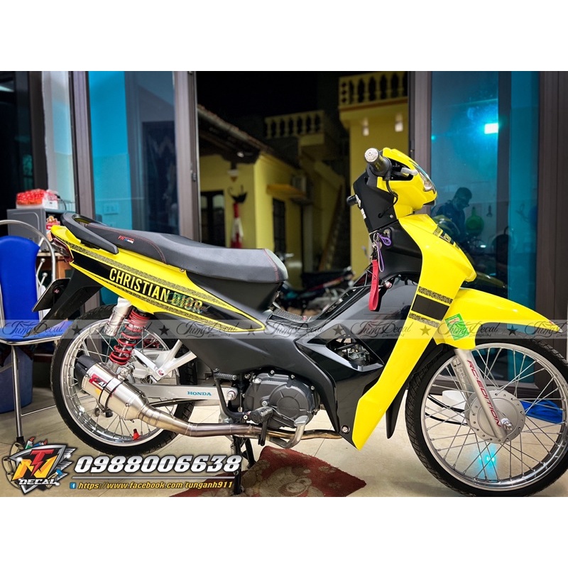 Tem xe Wave Alpha- Tem Dior dán xe vàng