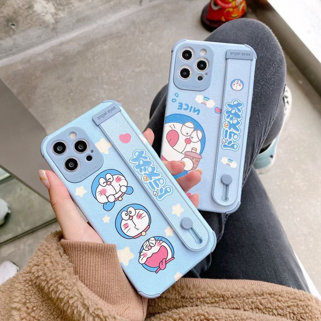 Ốp điện thoại hình Doraemon có dây đeo cho iphone12 12promax iPhone11 iPhoneXS XR 7 / 8PLUS