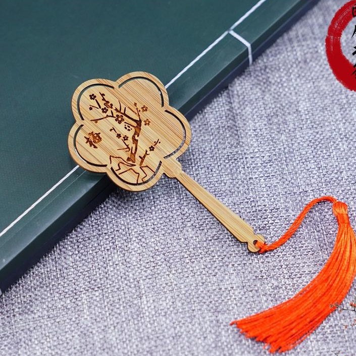 Bookmark Quạt tròn gỗ cổ phong kèm tua rua cổ trang