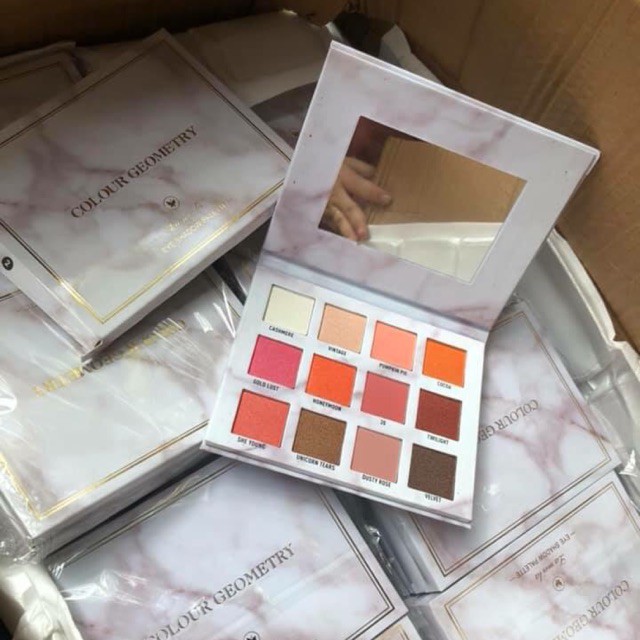 Bảng Phấn Mắt Lameila 12 Màu Vỏ Trắng Hàng Nội Địa Trung 30gr | BigBuy360 - bigbuy360.vn