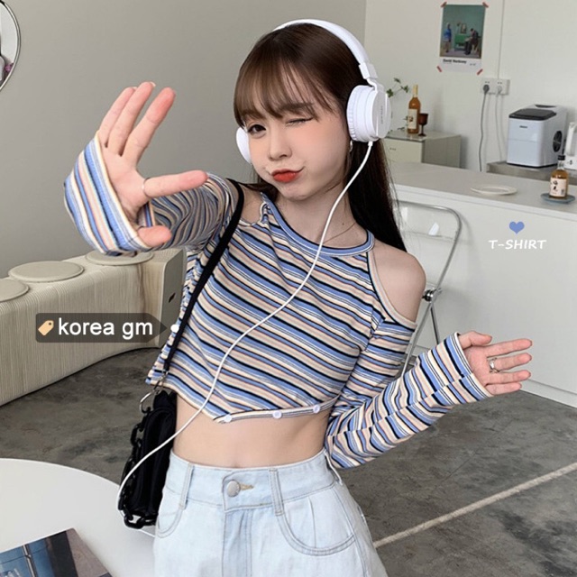 Áo croptop nữ cổ yếm hở vai cá tính áo thun dáng croptop ôm body sexy 2022