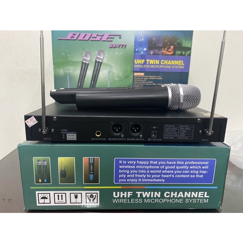 Mic karaoke không dây Bose BS-777