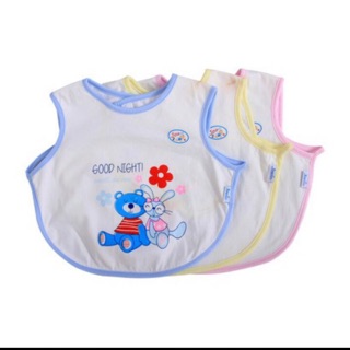 Yếm cài cúc