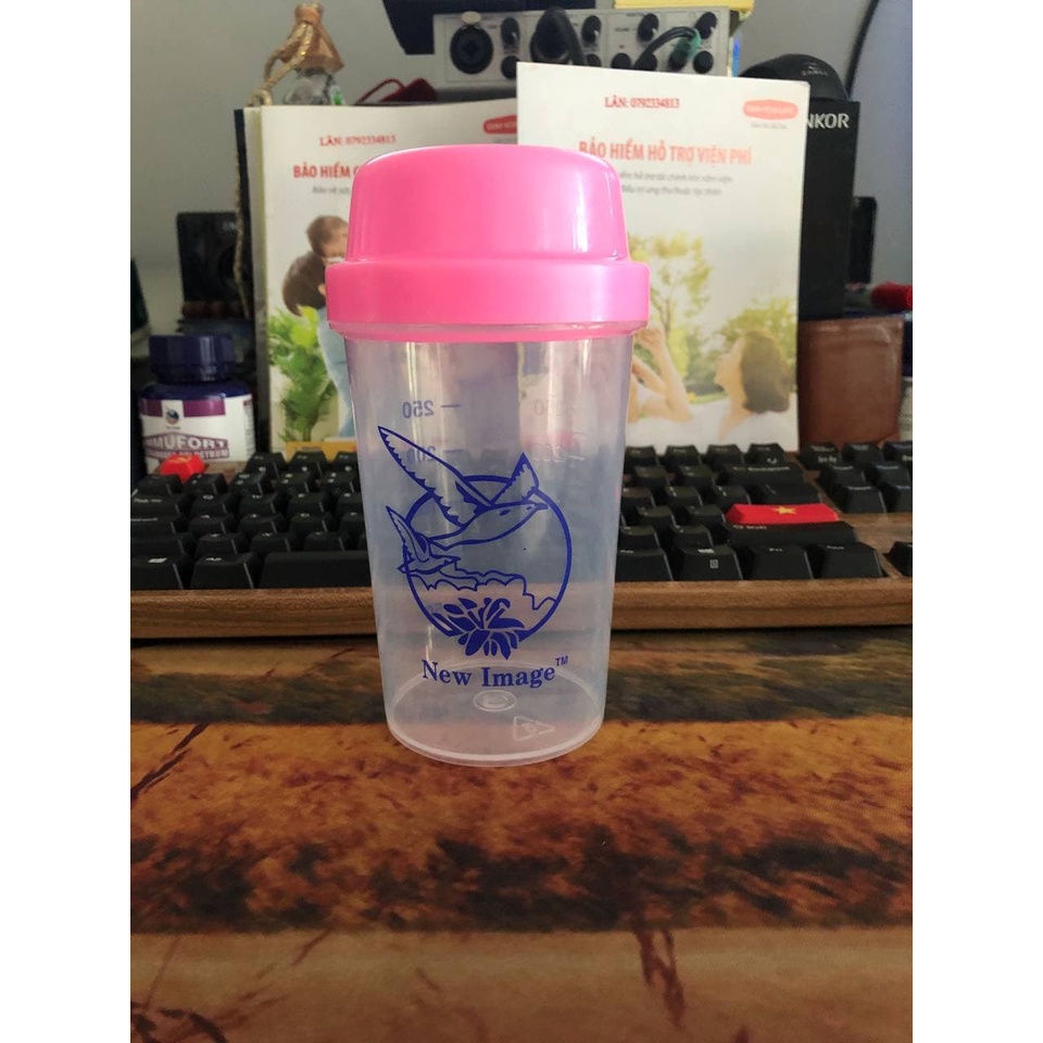 Bình lắc sữa non Alpha Lipid có vạch chia ml chất lượng tốt | BigBuy360 - bigbuy360.vn