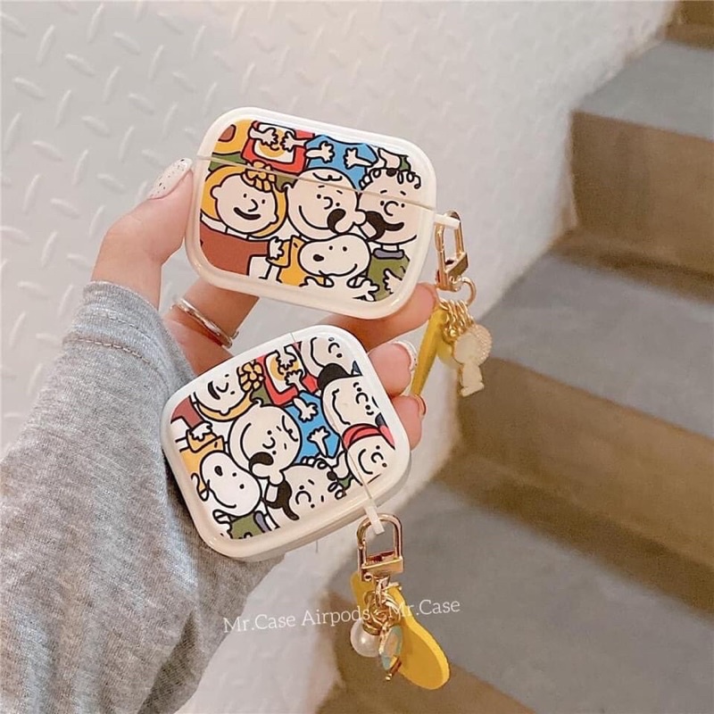 Case Airpods 1/2 /Pro Vỏ Ốp Tai Nghe Hình Charlie Family Kèm Móc Khoá Dễ Thương - Mr.Case AirPods