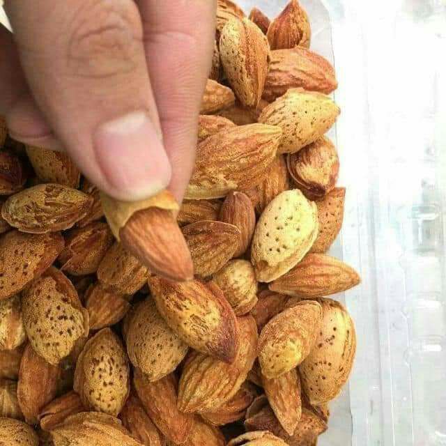 Combo hạnh nhân và cham cheo