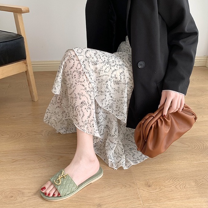 Dép Nữ Quai Ngang Thời Trang Phong Cách Trẻ Trung, Năng Động Màu Sắc Hài Hòa