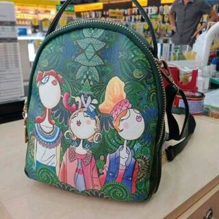 💃🏻BALO CÔ GÁI RỪNG XANH- Họa tiết VINTAGE Siêu siêu hot

💃🏻 1 chiếc túi mà vừa đeo chéo vừa đeo ba lô , tui xác