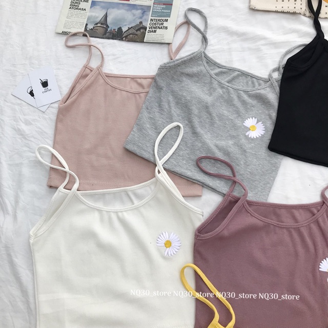 [Mã FAMAYWA giảm 10K đơn 50K] Áo Croptop 2 Dây NQ30 Thêu Hoa Cúc Nữ Ullzang | BigBuy360 - bigbuy360.vn