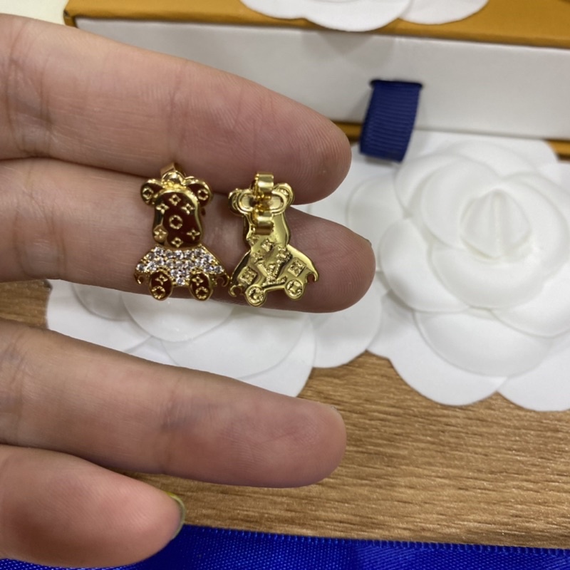 Ảnh thật- Bông tai cao cấp LV full box phụ kiện