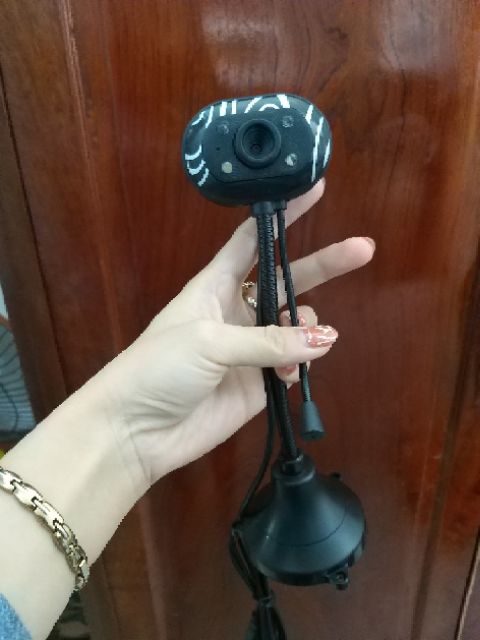 Webcam cho bé học chống dịch | BigBuy360 - bigbuy360.vn