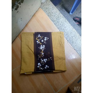Bao vỏ gối tựa lưng 40*40cm.