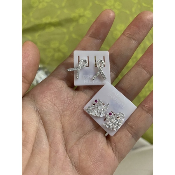 Khuyên tai thiên nga an pha bạc chuẩn