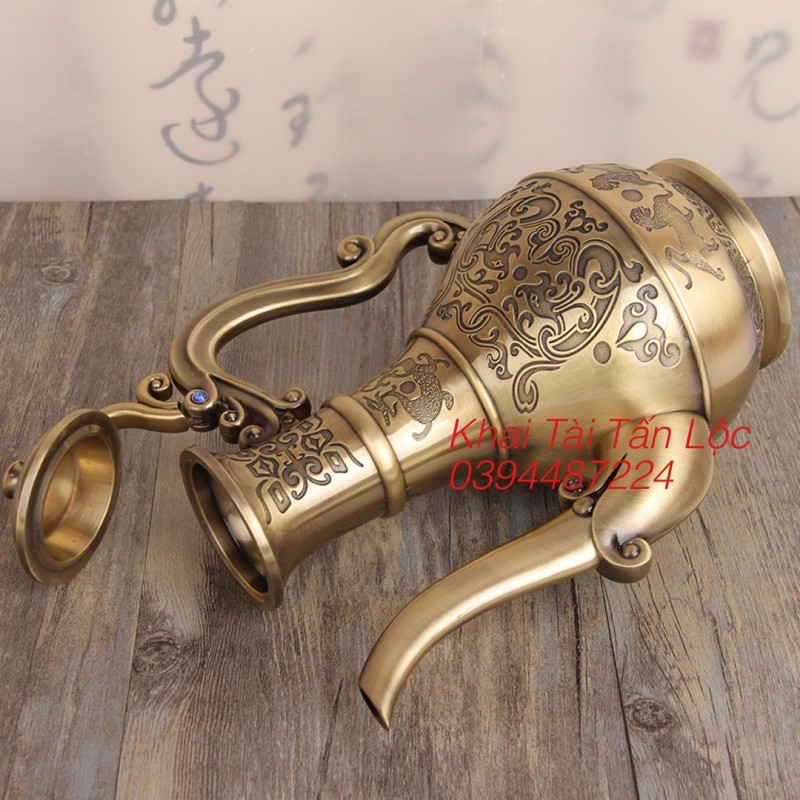 Bình rượu đồng song Long tranh châu