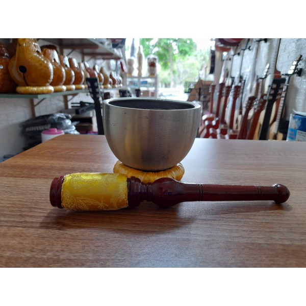 Chuông gia trì 1,5 tay