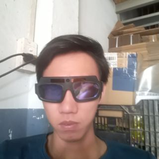 kính hàn tự động 2 mắt ôm sát mặt