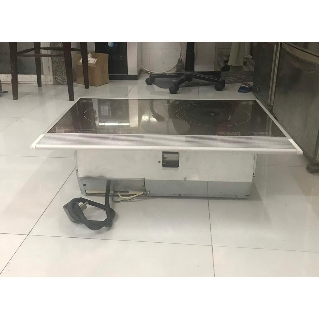 HÀNG VIP-BẾP TỪ ÂM TOSHIBA SIZE 75CM MẶT KÍNH GƯƠNG MÀU VÀNG ĐỒNG CỰC ĐẸP