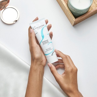 Kem dưỡng Embryolisse Filaderderm Emulsion