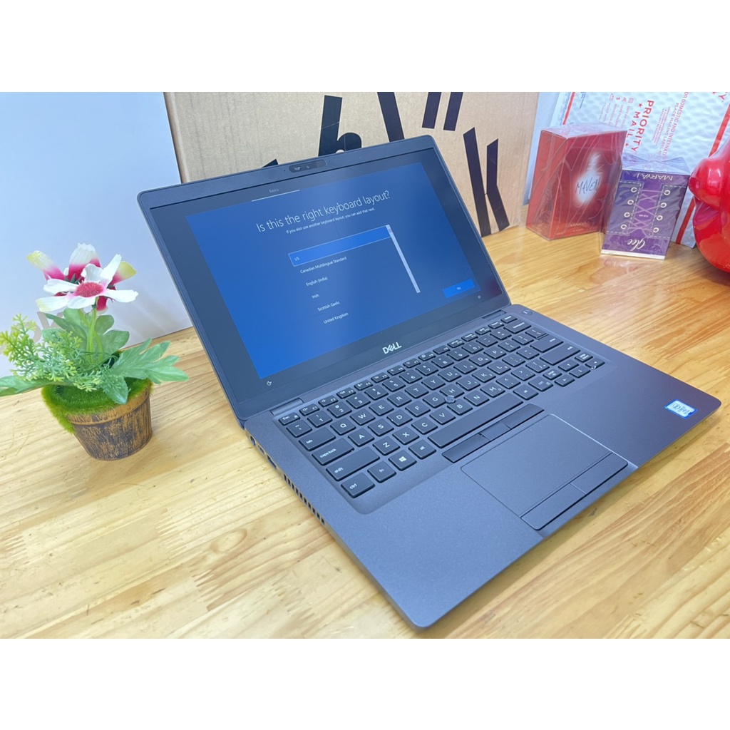 Laptop dell latitude 5400 i7  8665u 8GB RAM 256gb SSD/Full HD nhập khẩu US